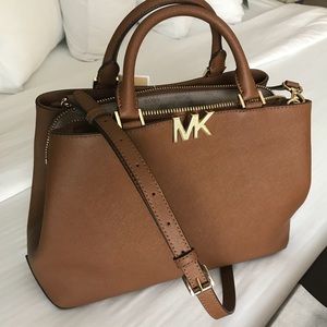 Michael Kors Tan/Cognac Cross Body Purse NWT